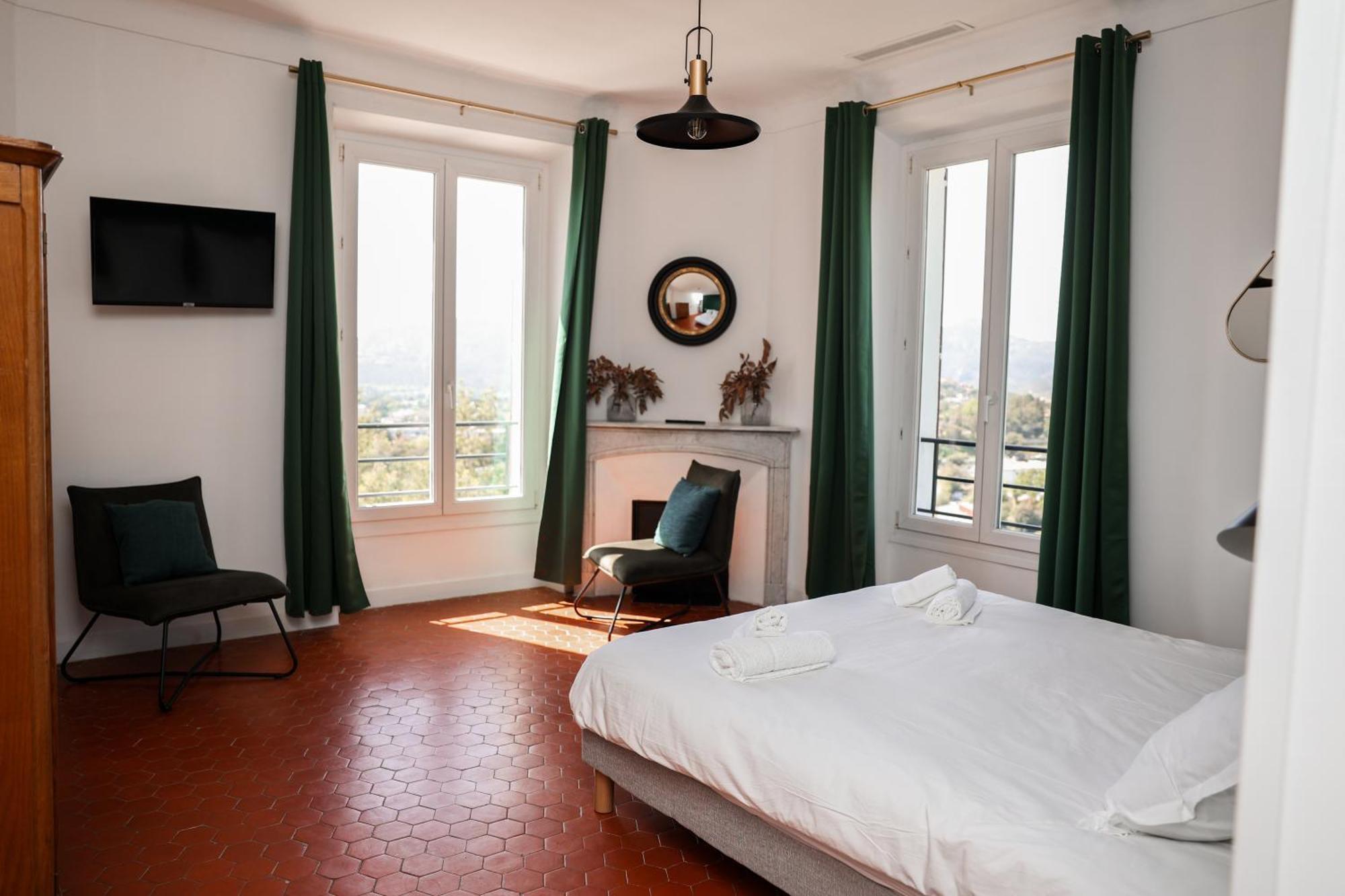 Villa Les Roches Mandelieu 外观 照片