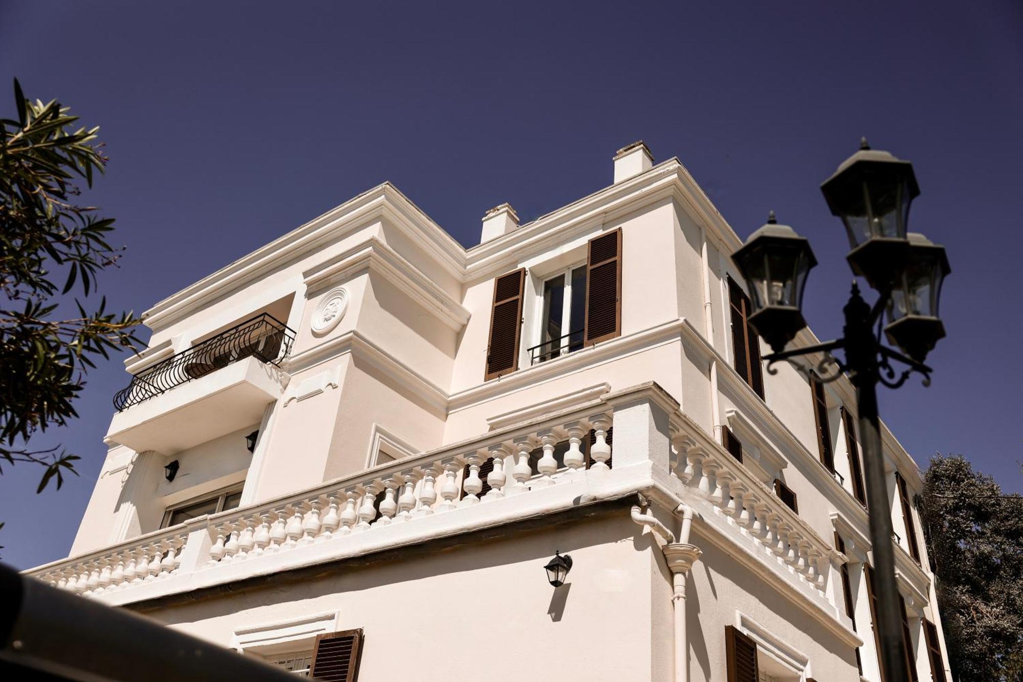 Villa Les Roches Mandelieu 外观 照片