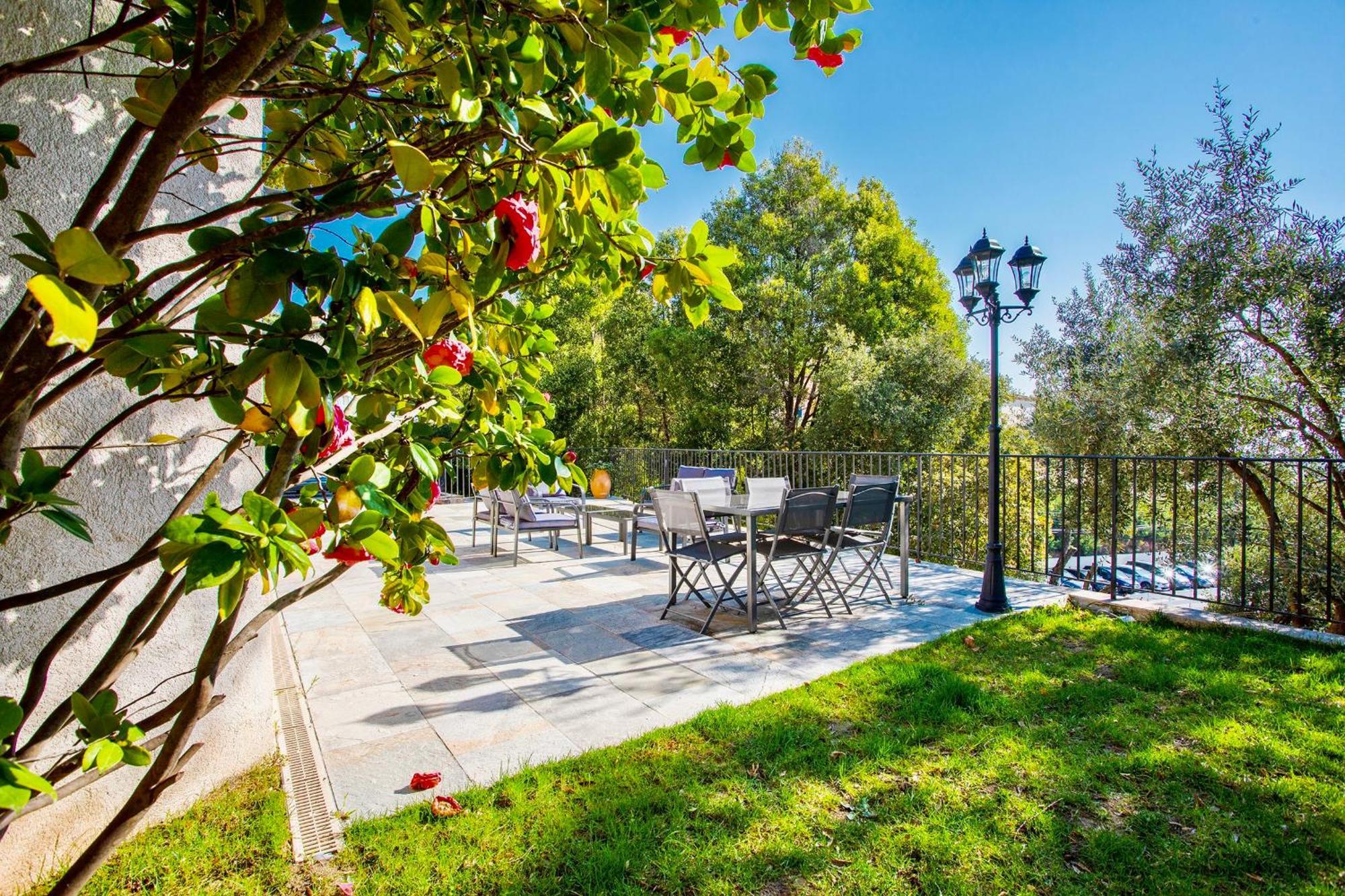 Villa Les Roches Mandelieu 外观 照片