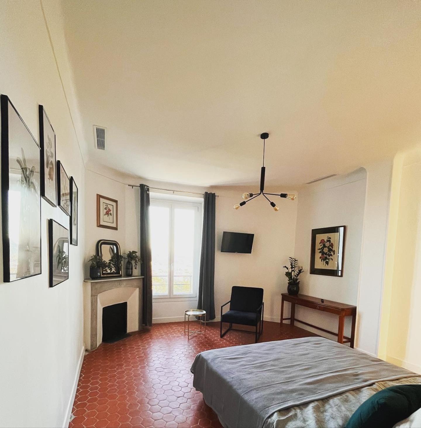 Villa Les Roches Mandelieu 外观 照片