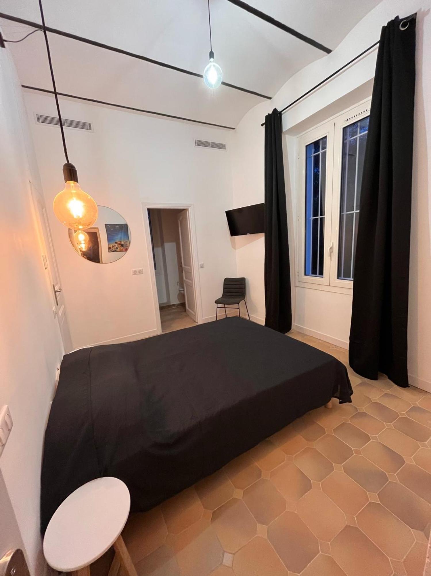 Villa Les Roches Mandelieu 外观 照片