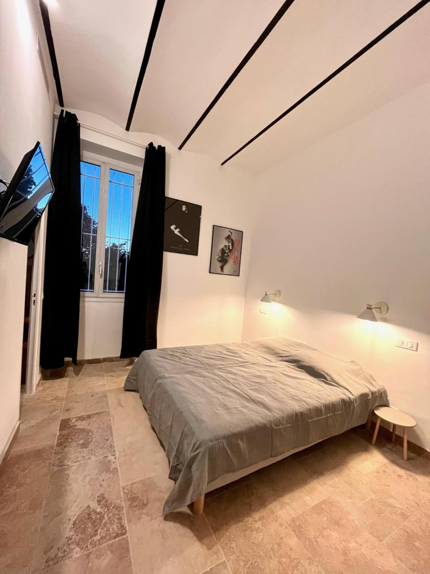 Villa Les Roches Mandelieu 外观 照片
